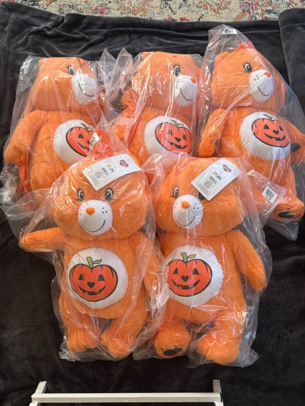 NWT CARE BEARS TRICK OR SWEET KIDS PLUSH BACKPACK (5 PACK)!

LIMITED RELEASE! 🐻🧡